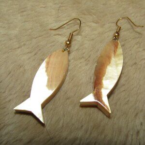 Vintage Shell Earrings